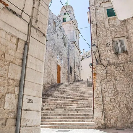 Appartamento Charming In With Balcony And Garden View Vieste